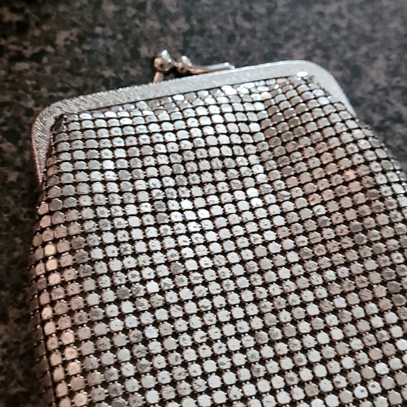 Vintage 80's Elka Silver Scaled Mesh Coin Bag - Picture 2 of 9